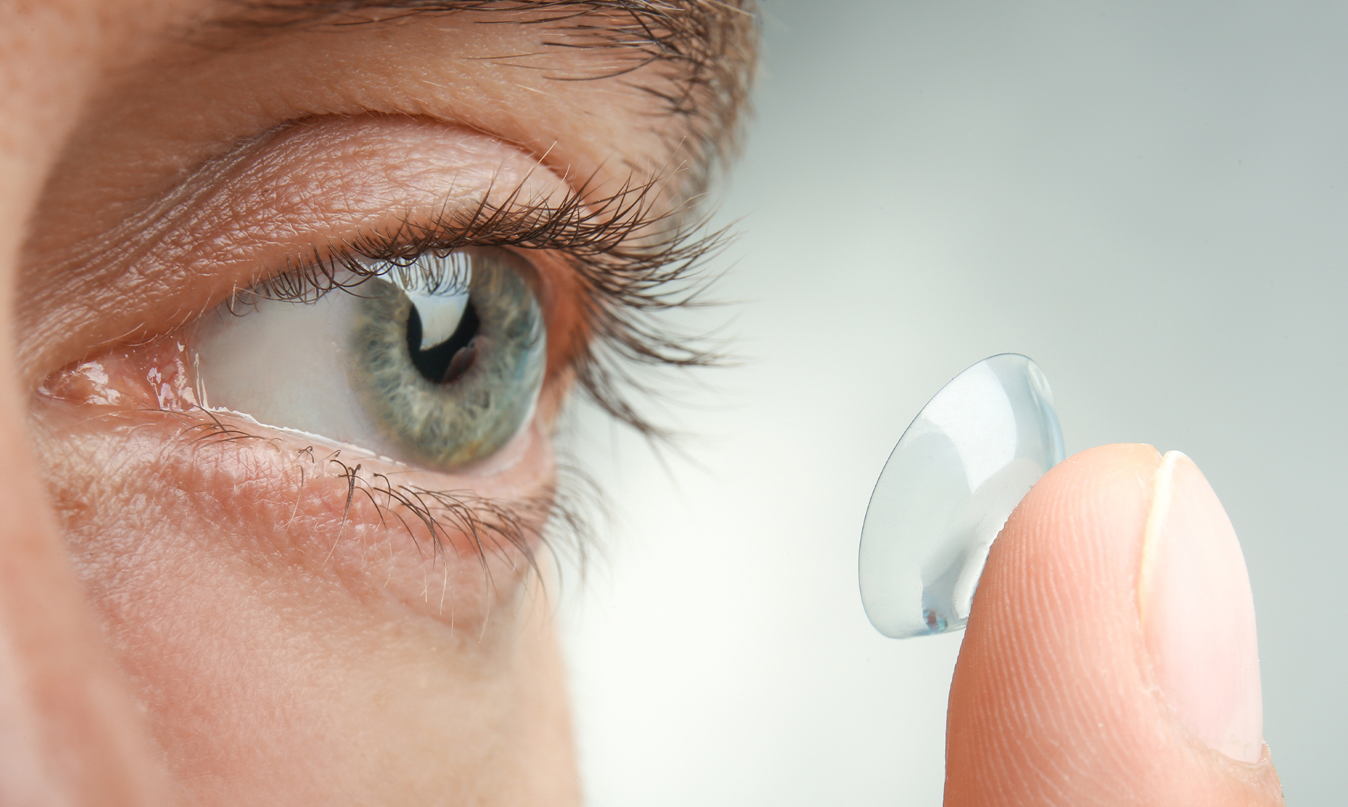 Можно ли носить контактные линзы всю жизнь | Блог «Оптимист Оптика»